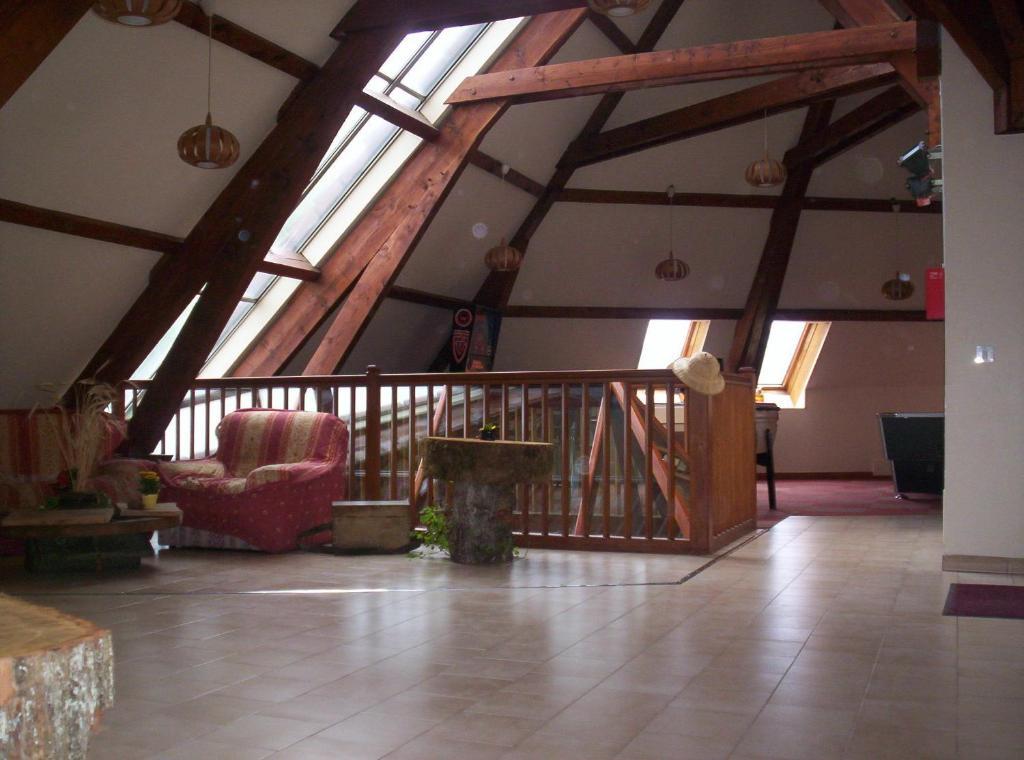 Auberge De Mandrin Dullin Экстерьер фото